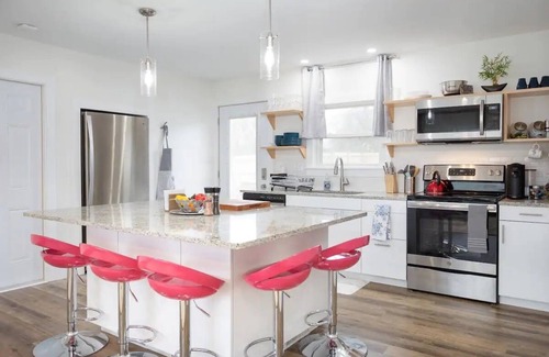 Ontario House | The Fresh on 4th, a beautifully remodeled home in Ontario Ohio.