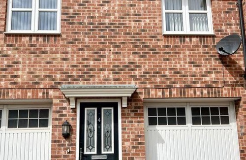 North Wheatley Apartment | The Gainsborough Mews-stylish & modern (sleeps 3)