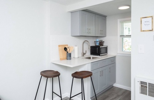 Old Mystic Apartment | The Gallup Studio · Near Mystic, Casinos + USCGA