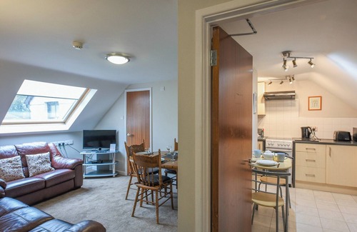 Llanteg Cottage | The Garden Lodge Flat - UK49415