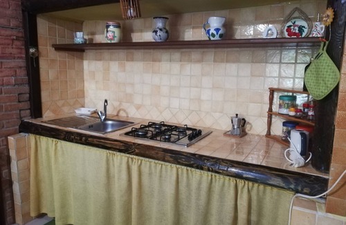 Zona Ospedaliera Apartment | The garden of Jole country House