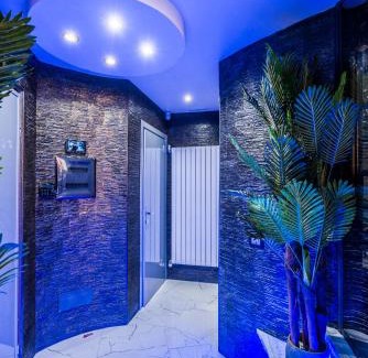 Tuscolano House | THE GARDEN REGENCY