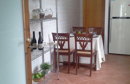 Naples Apartment | the gardens of capodimonte with swimming pool and wi-fi