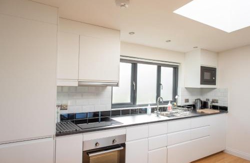 Raymonds Hill Bed & Breakfast | The Gatehouse Axminster
