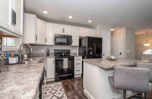 Walton House | The Gem Vacation Rental!