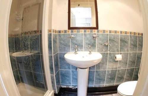 Kingsclere Hotel | The George & Horn near Newbury