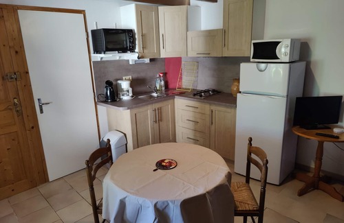 Cadalen House | the gites of Manavit-haut T2 in the countryside