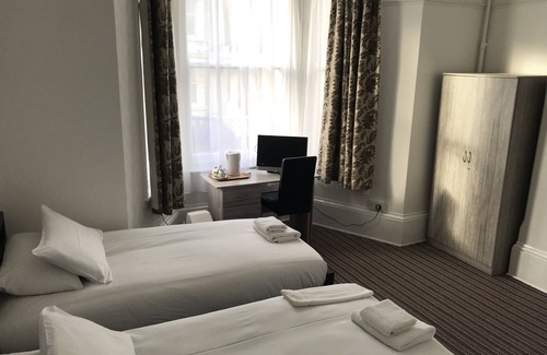 Margate Hotel | The Glenwood Hotel