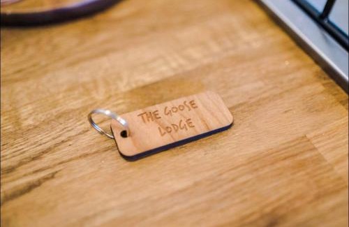Tarporley Cabin | The Goose lodge