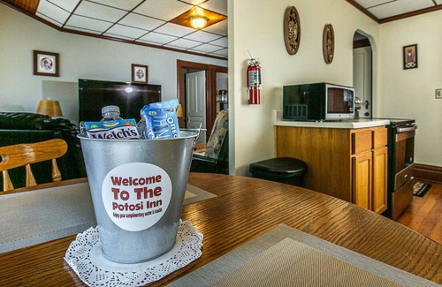 Potosi Apartment | The Governor's Suite