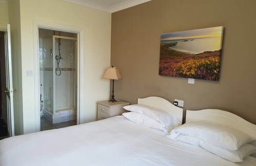 Gowerton Bed & Breakfast | The Gower Golf Club