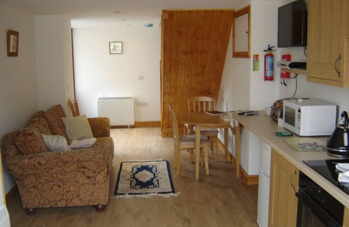 Llanfihangel Tal-y-llyn House | The Granary - Self Catering Barn Conversion