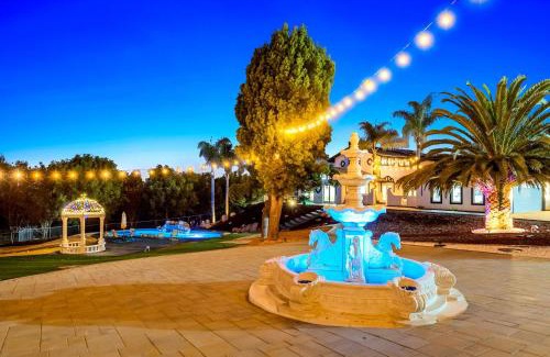 Vista Villa | The Grand Vista Getaway