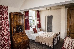 Christchurch City Centre Bed & Breakfast | The Grange B&B