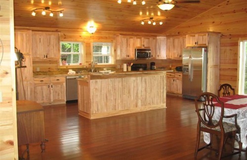Fleetwood Cabin | 'The Great Escape'-Panoramic Views-Hot Tub-WiFi-Pets OK-Private-Booking Fast