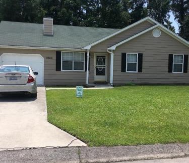 Piney Green House | The Great Escape With Friends & Family & Pets!