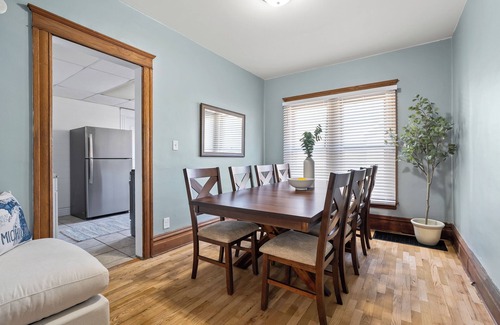 Battle Creek House | The Great Lakes Hideaway, Cozy & Centrally Located For Travelers