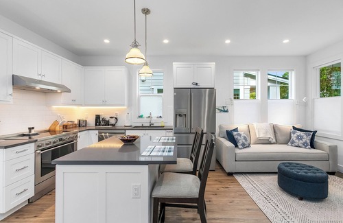 Whittier Heights Apartment | The Greenwood Gem