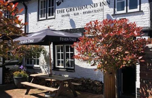 Chalfont St Peter Hotel | The Greyhound Inn