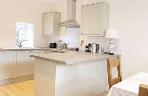 Haddington Cottage | THE GRIEVES COTTAGE, family friendly, with open fire in Gifford