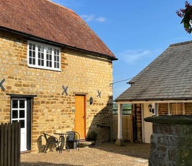 Towcester Apartment | The Groom's Cottage