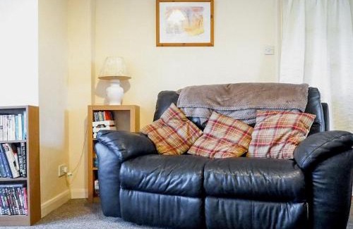 Scalby House | The Grooms Cottage