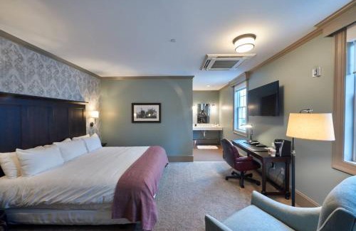 Groton Hotel | The Groton Inn