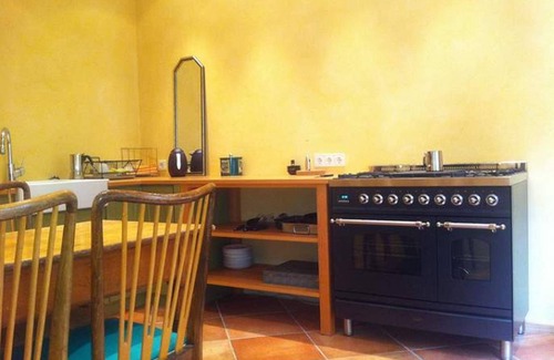 Offenburg Apartment | The guesthouse - stylishly restored central town house (1895)