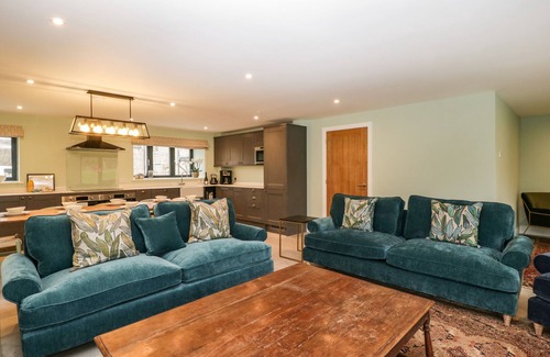 Sherborne Cottage | THE GULLY, pet friendly, character holiday cottage in Sherborne