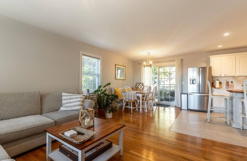 Gloucester Condo | The Harborview - Luxury 2 bedroom condo in Downtown Gloucester