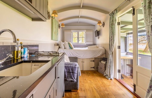 Thetford Cabin | The Hartley Hut - Norfolk Holiday Properties