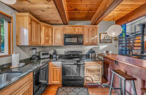 Talmont House | The Haus of Pine A Vintage Tahoe Cabin