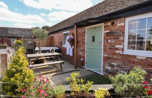 Wimbolds Trafford House | The Hay Barn