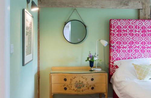 Leominster House | The Hayloft, Wall End Farm