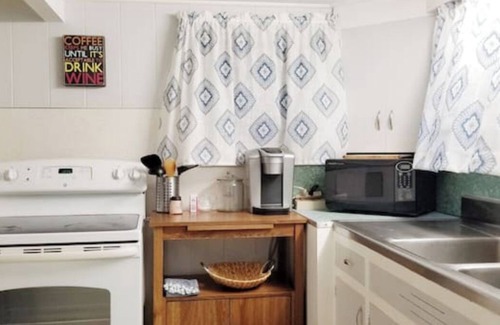 Halawa House | The Heights Hideaway