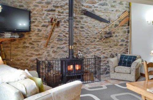 Llandovery House | The Hen House