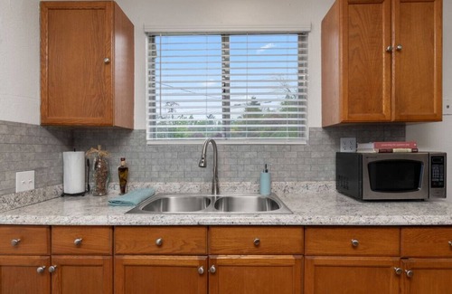 Friendly House | The Henhouse: Close to Downtown
