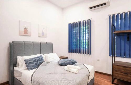 Seputeh House | The Heritage Mid Valley l KL Sentral l 8 Pax