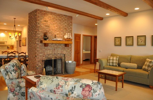 Bradley House | The Hermitage Retreat at Gun Lake