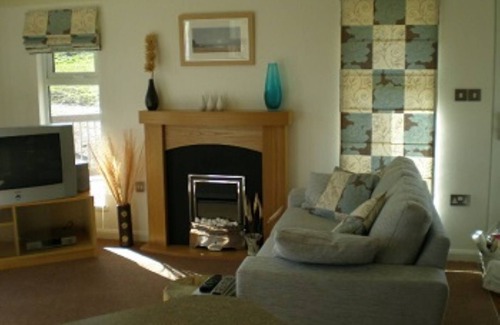 Eype Ski Chalet | The Hideaway-A Peaceful And private location, countryside views. 2 mins to beach