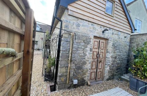 Meare Apartment | The Hideaway at Ring O Bells, Meare, Glastonbury