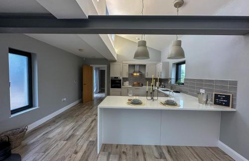 Newtownabbey Villa | The Hideaway - Luxury Country Retreat