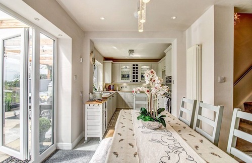 Hoole House | The Highest Point in Chester: Hot Tub and Parking