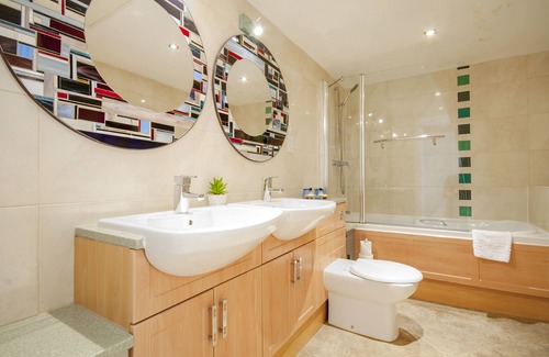 Highworth Hotel | The Highworth Hotel
