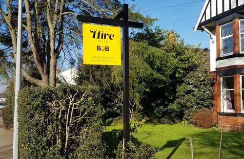 Weaverham Bed & Breakfast | The Hive at 52