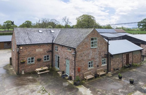 Goostrey House | The Hoglets 3