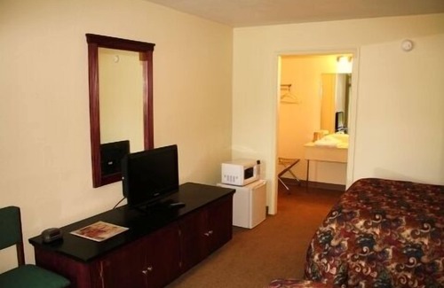 Olney Hotel | The Holiday Motel & Restaurant