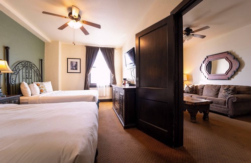 Alpine Hotel | The Holland Hotel