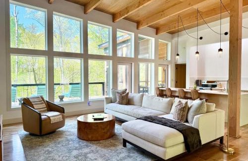 McArthur House | The Hollow House