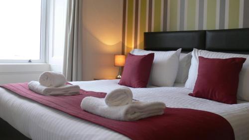 Eyemouth Bed & Breakfast | The Home Arms Guesthouse